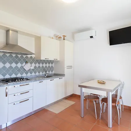Le Essenze Di Lacona, Il Tuo Sogno Vista Mare! Apartment Lacona